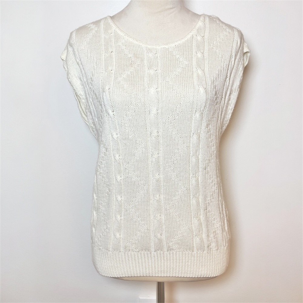 Vintage Sweaters USA Cable Knit Sleeveless Sweater Vest Made In USA Women’s Sm